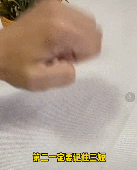 1632903682984677.gif 1632903682984677.gif