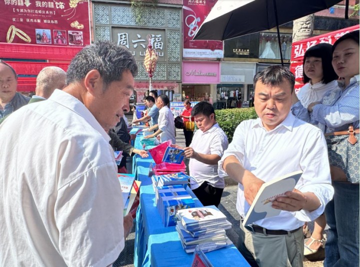 1716859180963126.jpg 640 (1).jpg