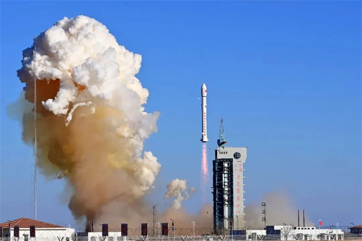 1734176705416159.jpg 103.jpg