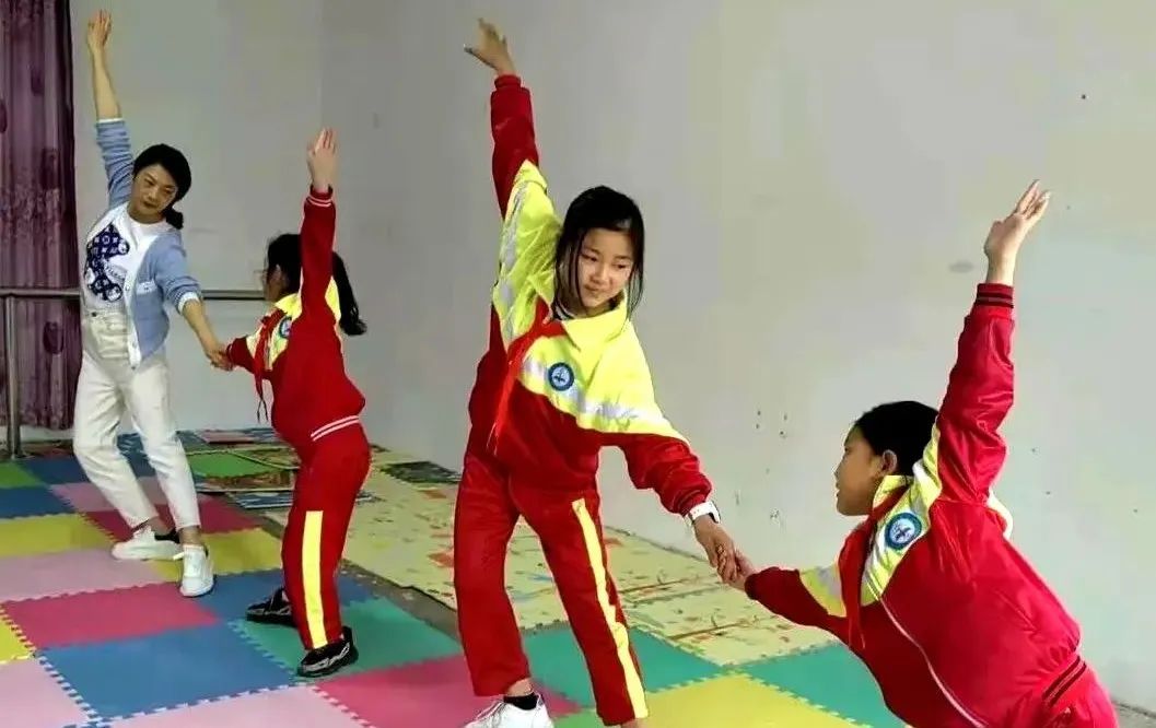 1653619932517599.jpg