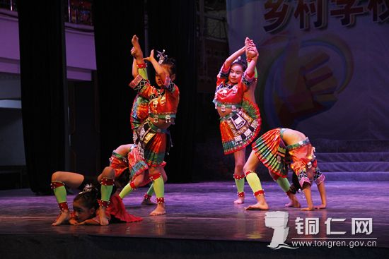 精彩纷呈的比赛现场444_副本