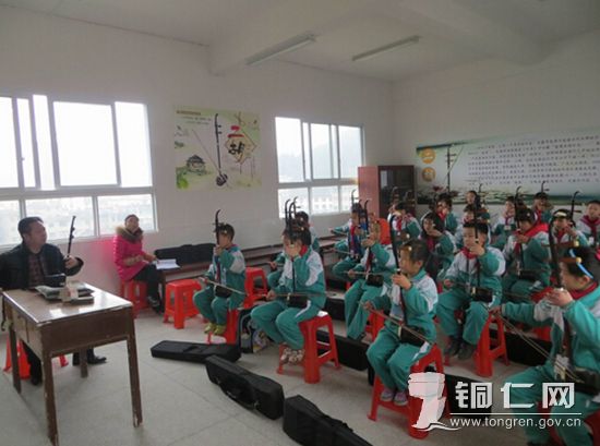 闵孝镇中心完小少年宫