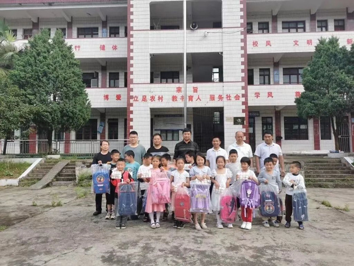 微信图片_20220713153032_副本.jpg