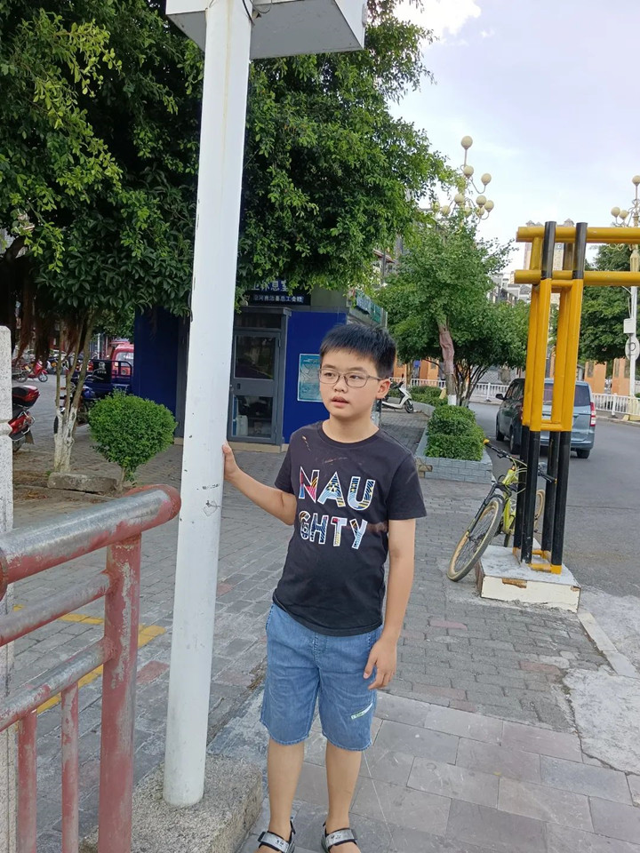 微信图片_20221025170224_副本.jpg