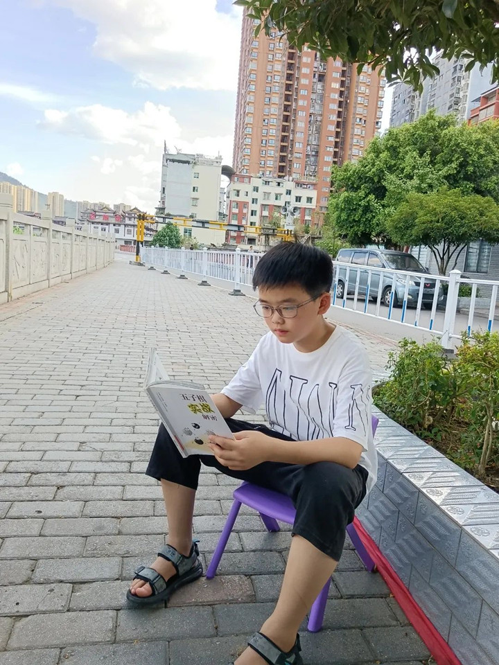 微信图片_20221025170231_副本.jpg