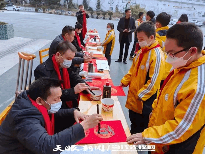 微信图片_20230207105433_副本.jpg