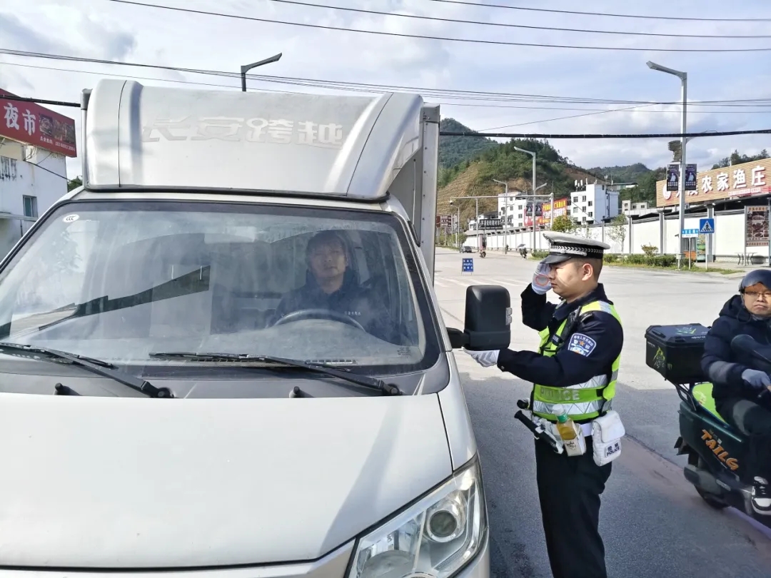 1762130213963505.jpg 5.webp.jpg