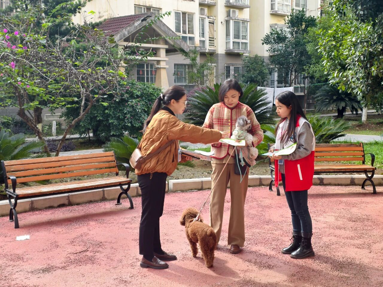 1762214157908827.jpg 微信图片_2025-11-04_075411_210.jpg