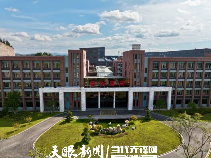 1762215660647786.jpg 微信图片_2025-11-04_081918_287.jpg