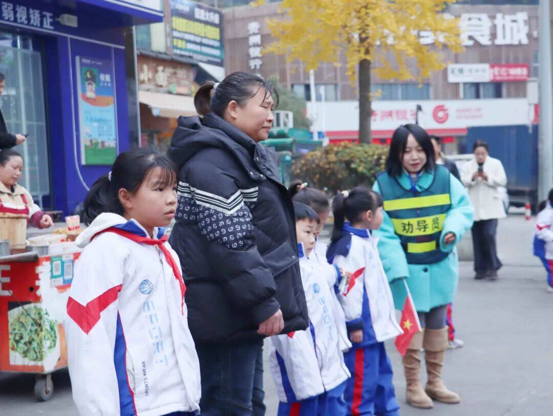 1765777052427059.jpg 5.jpg