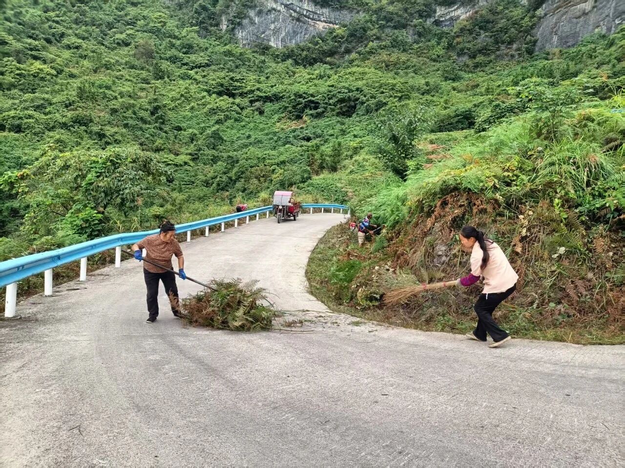 1790584327434748.jpg 微信图片_2026-09-28_163428_479.jpg