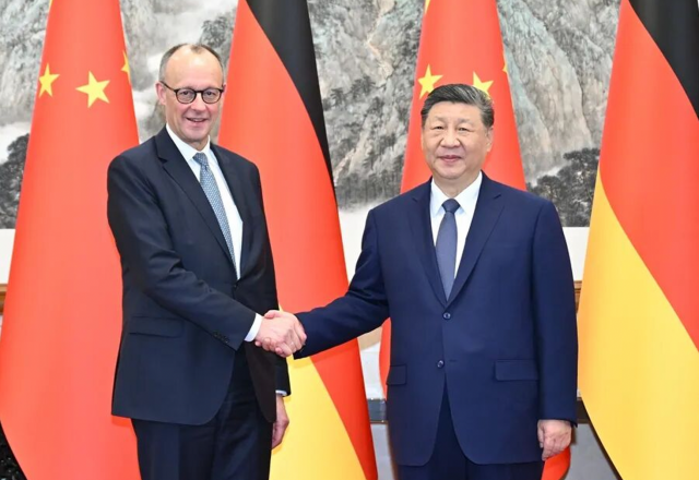 习近平会见德国总理默茨