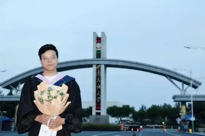 1658214773660812.jpg