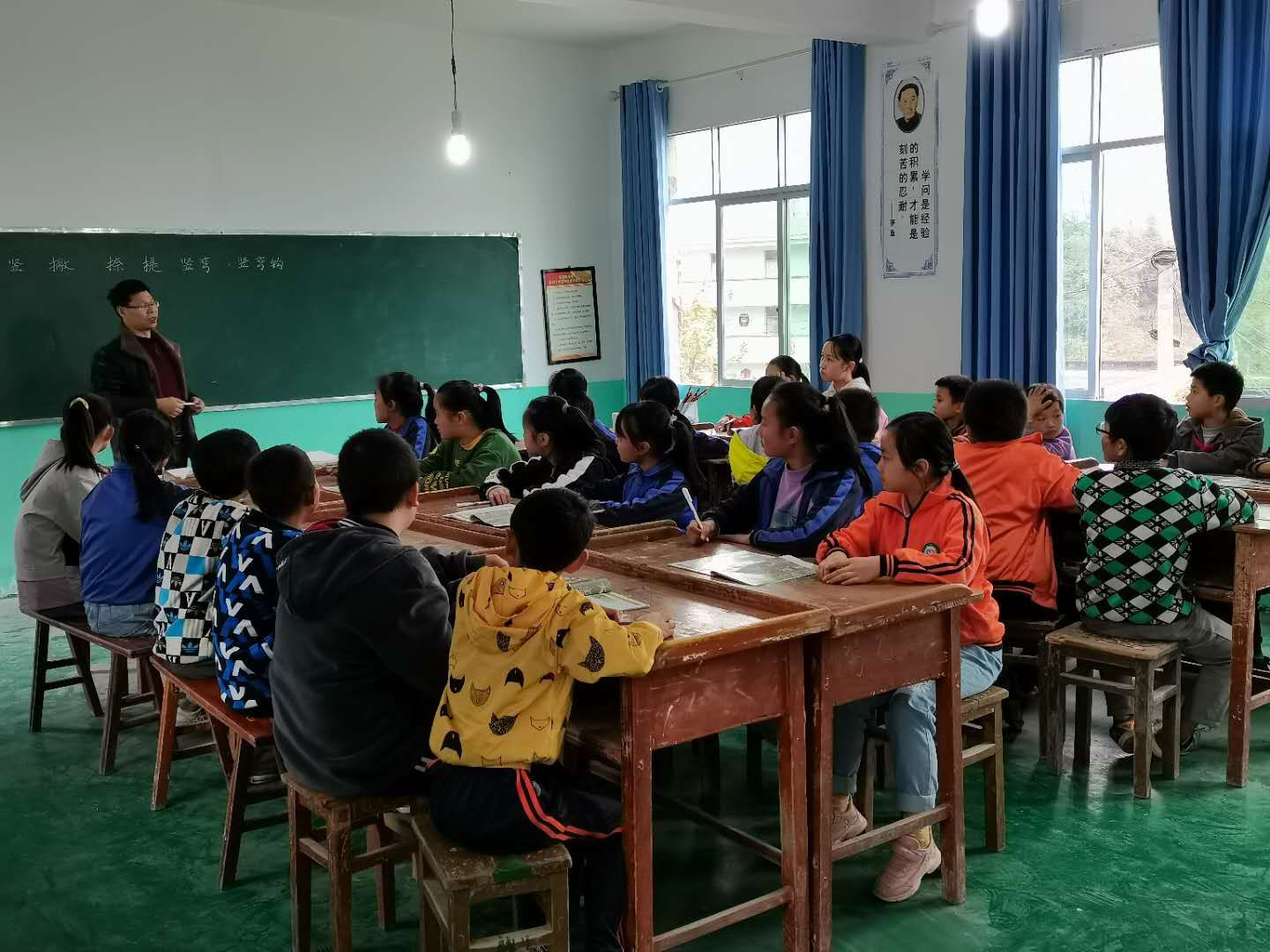 长堡镇水塘小学乡村学校少年宫开班仪式